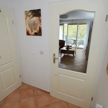 Ferienwohnung 4 Strandstrasse 8 Mit Balkon Lägenhet